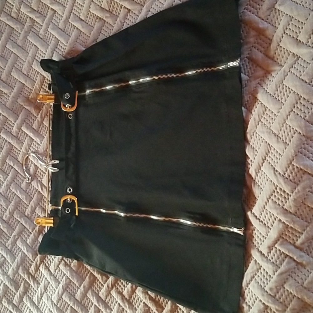 Black skirt